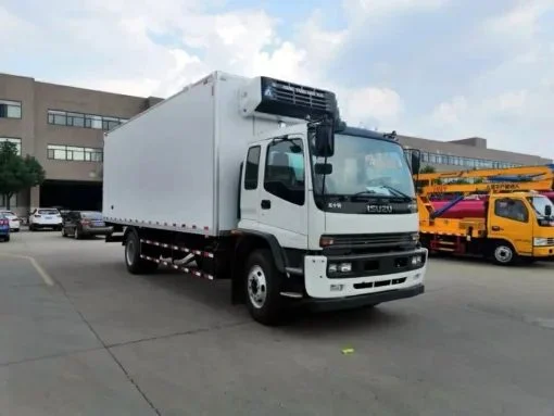 Premium-Chiller-Transport-Vehicle-UAE (1)